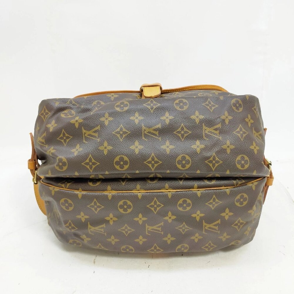 Authentic LV Vintage Louis Vuitton Saumur 35 Monogram Crossbody Bag - Picture 9 of 16
